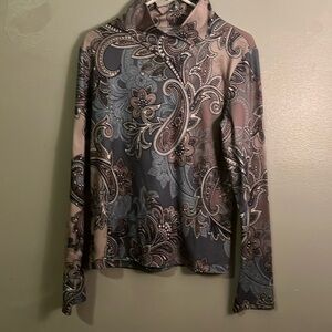 Paisley polyester v neckline turtleneck long sleeve shirt.